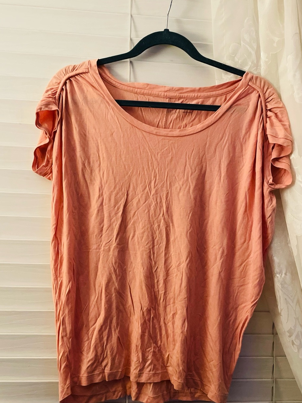LOFT Peach Short Sleeve Scoop Neck Top with Ruffle Sleeves